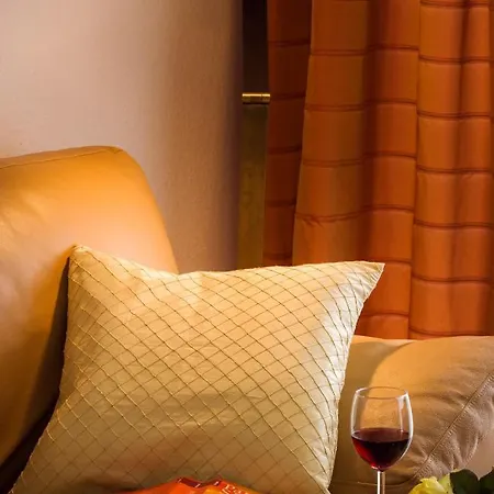 Les Oliviers Ueber Den Daechern Von Ruhig Sonnig Meerblick Pool Tiefgarage Parkplatz * Nizza