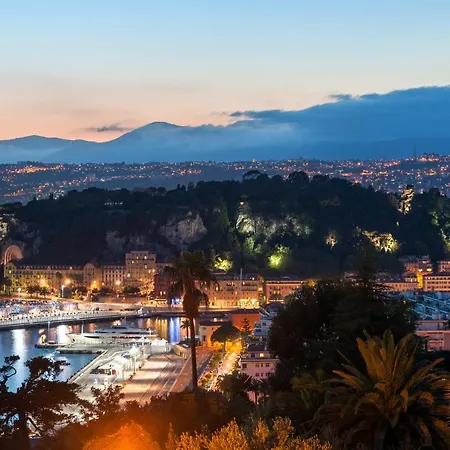 Apartman Les Oliviers Ueber Den Daechern Von Ruhig Sonnig Meerblick Pool Tiefgarage Parkplatz